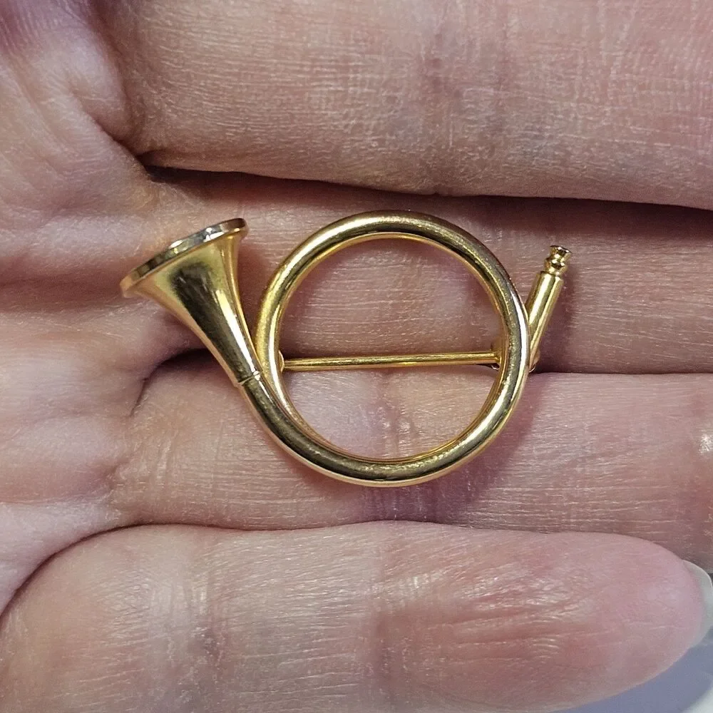 French Horn Brooch Music Instrument Pin Gold Tone Vintage